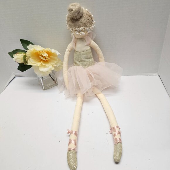 Mon Ami Designs Belle Sugar Plum Ballerina Soft Pink Gold Plush Decor Doll - Picture 8 of 16